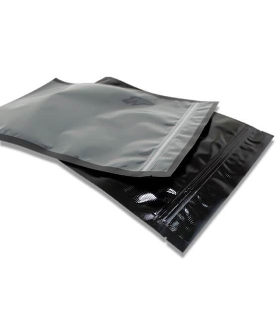 StashBags – 11.5″ x 24″ Black & Clear Pre-Cut Vacuum Seal Bags w/Zipper (50ct)