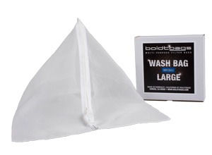 Large Pyramid Wash Bags